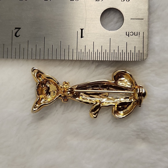 Cat Brooch Gold & Silver Tone Green Rhinestone Eyes Vintage MCM Cat Brooch. - Picture 2 of 2